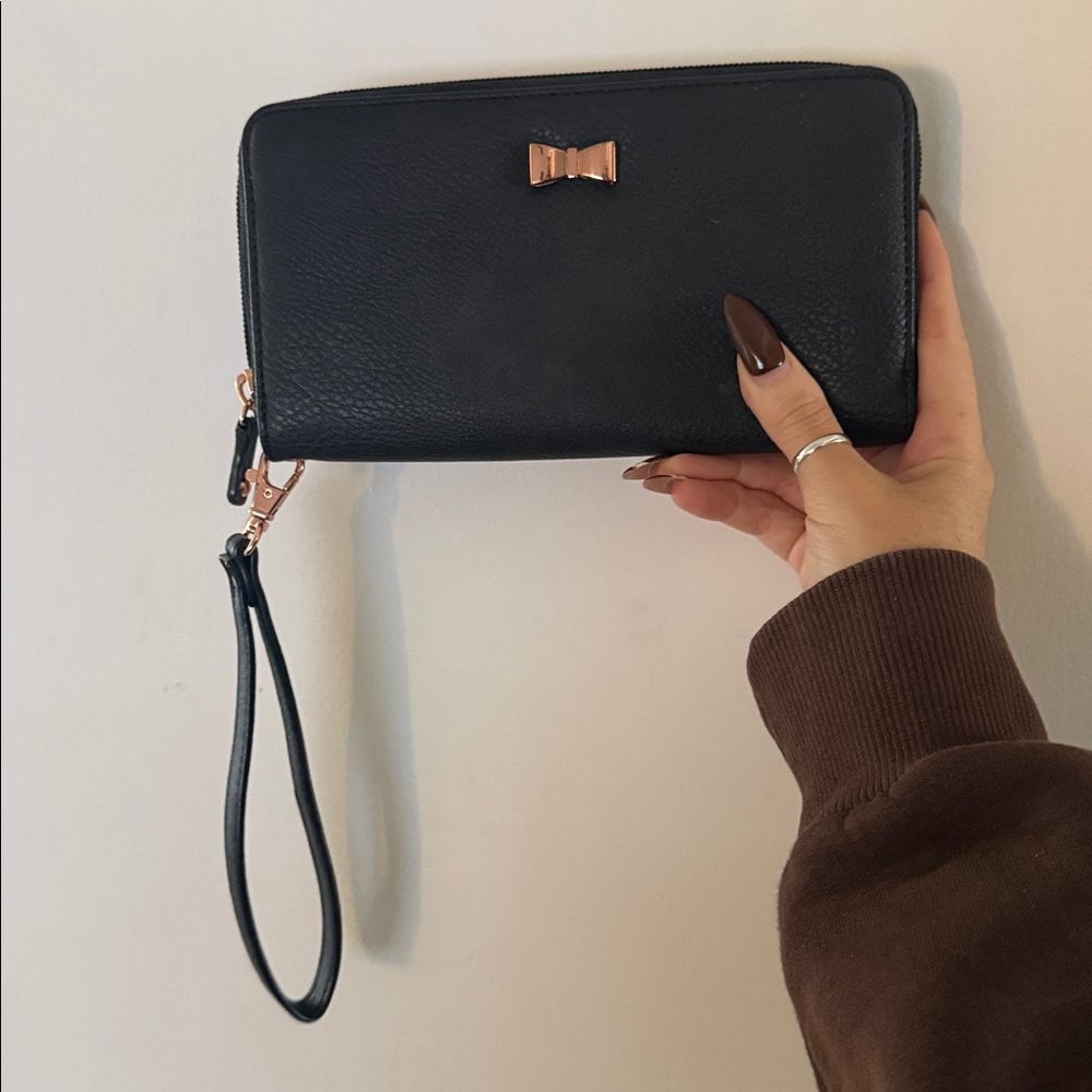 Black Wallet with Rose Gold Bow Accent
